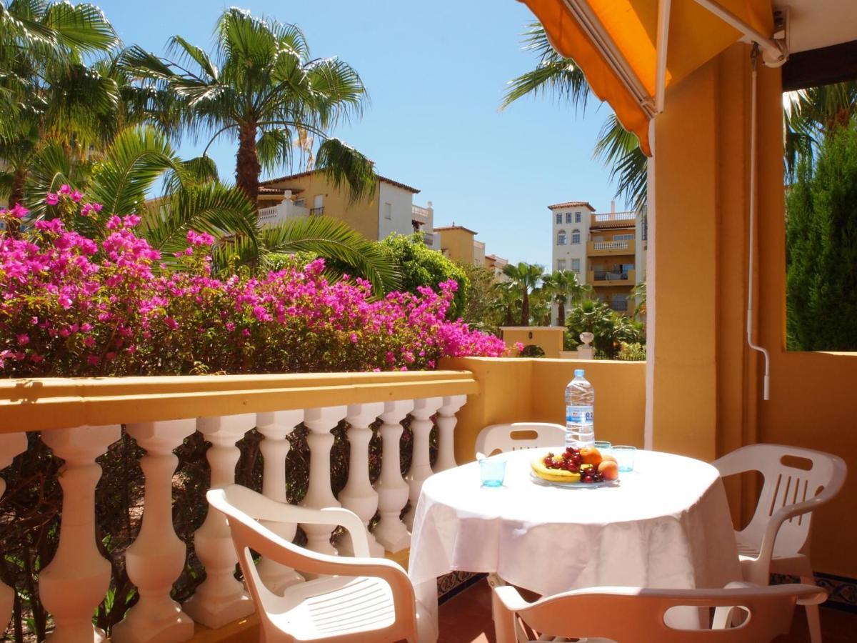 Sunny Apartment Aldea Del Mar Near The Sea Torrevieja Room photo